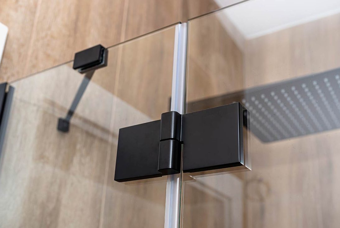 verage cost replace shower tile and glass